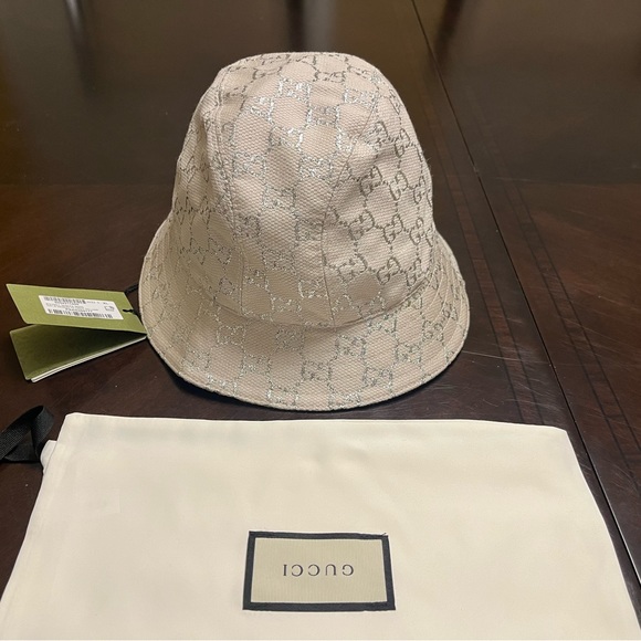 Gucci Accessories - New Gucci GG Supreme Logo White Silver  Bucket Hat Size XL